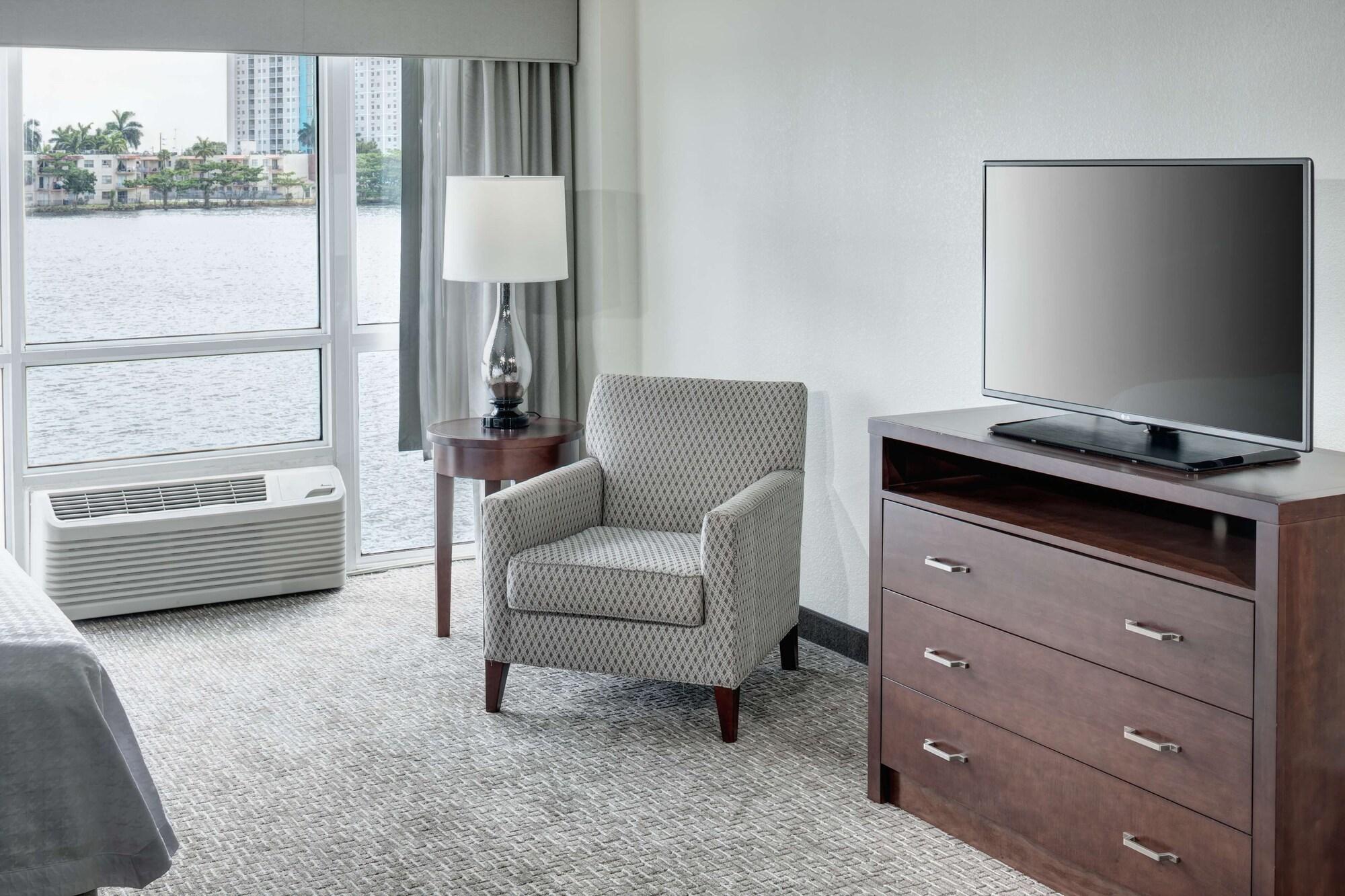 Homewood Suites Miami Airport/Blue Lagoon Майами-Спрингс Экстерьер фото
