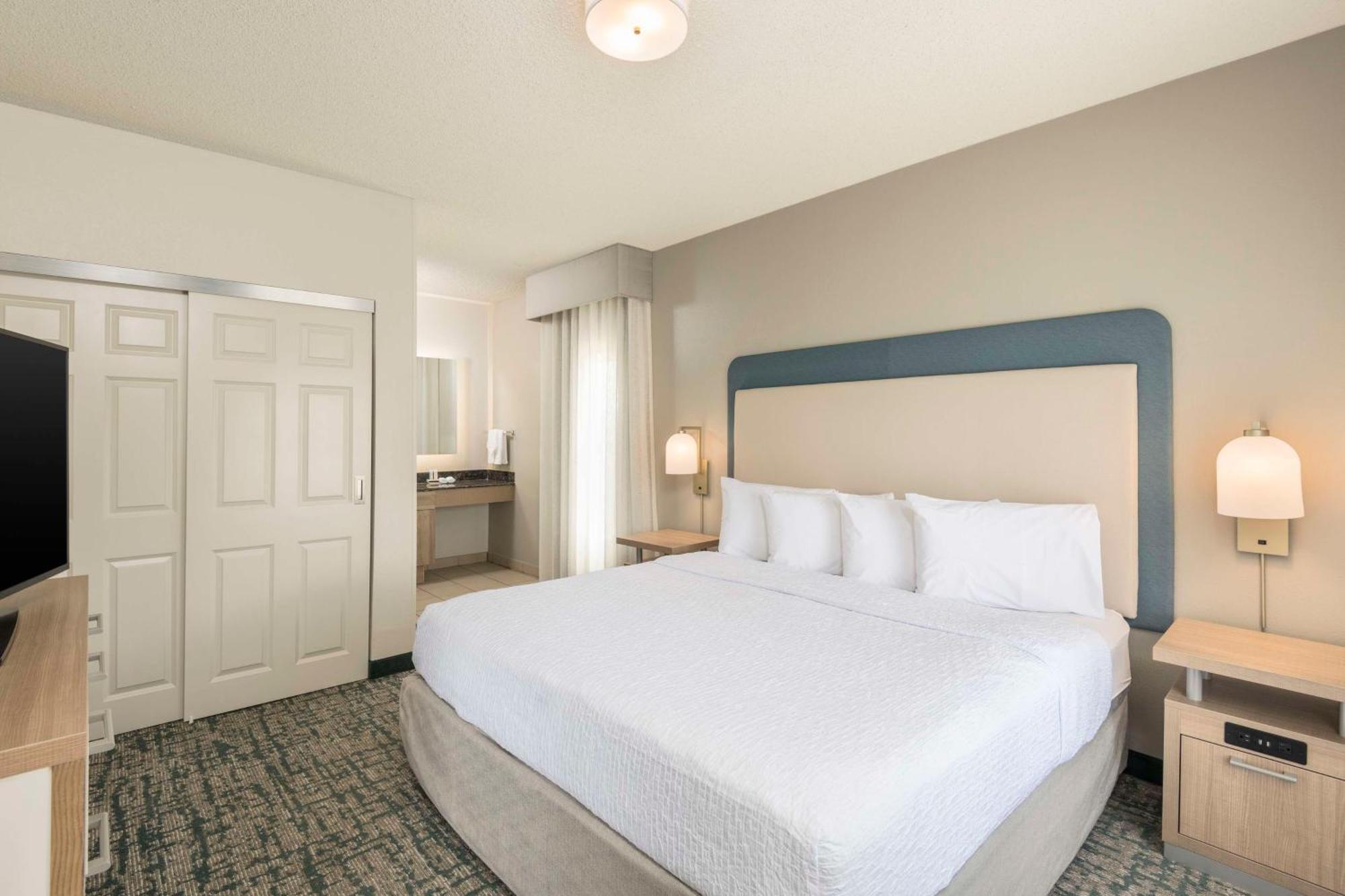 Homewood Suites Miami Airport/Blue Lagoon Майами-Спрингс Экстерьер фото